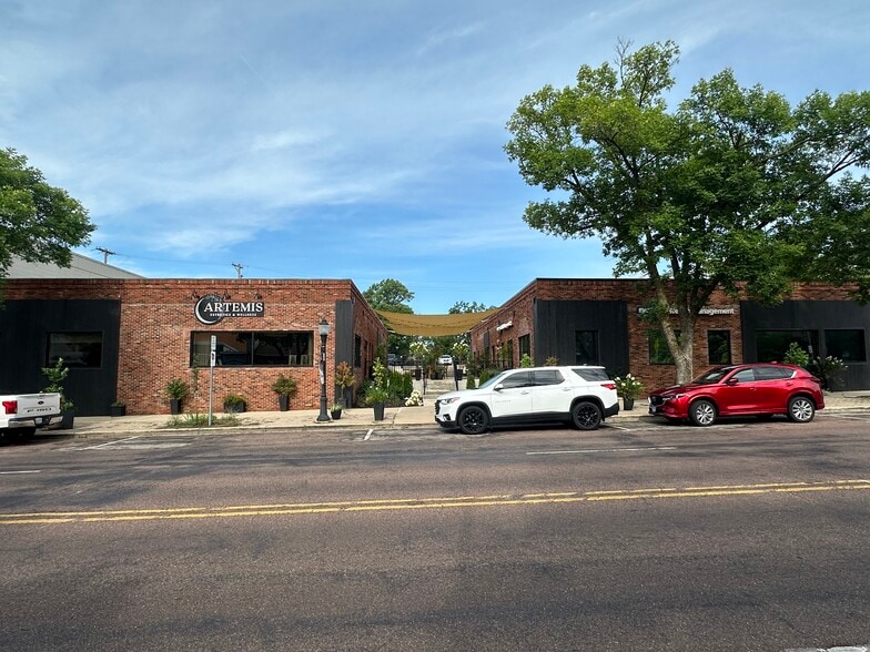 More Photos Of 4615 N Prospect Rd, Peoria Heights Storefront Retail Office For Lease