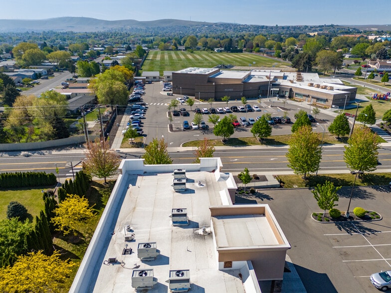 More Photos Of 3208 W 19th Ave, Kennewick Medical For Lease