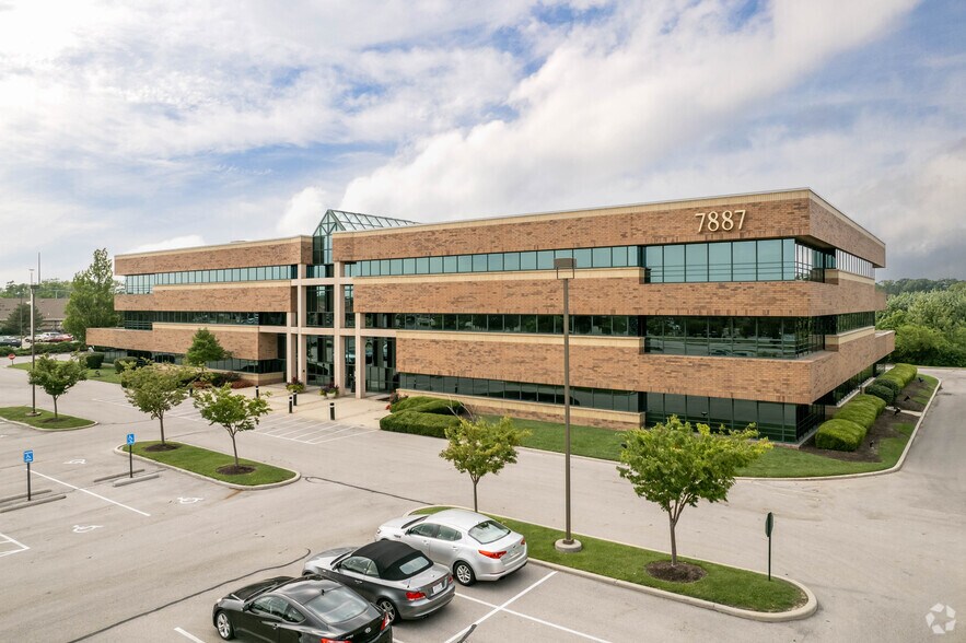 More Photos Of 7887 Washington Village Dr, Dayton Office Residential For Lease