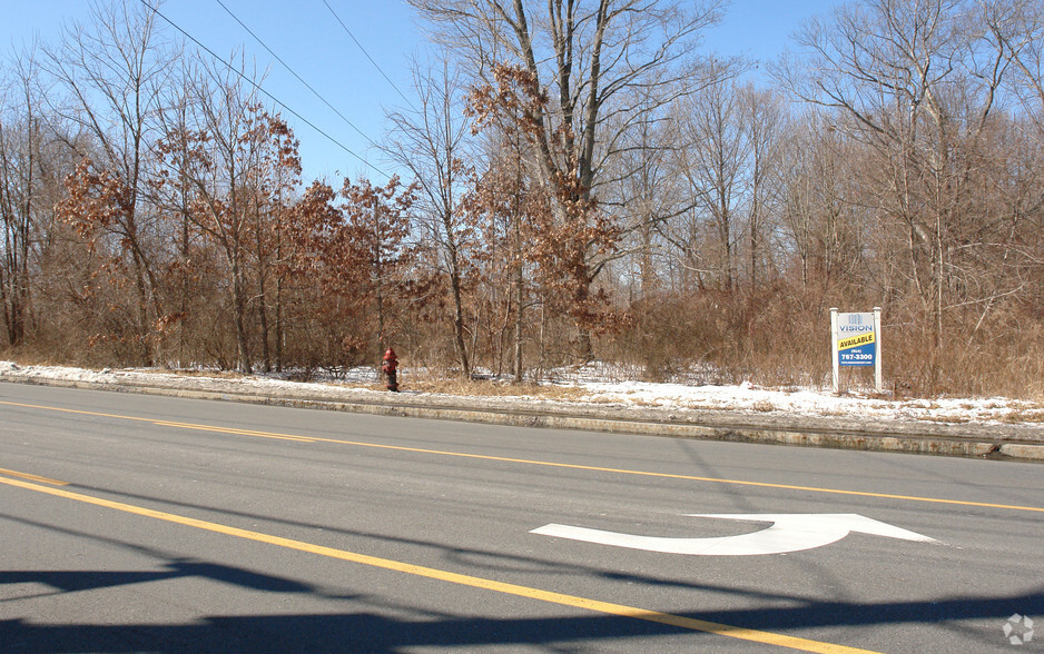 Primary Photo Of 1943-1947 E Main St, Mohegan Lake Land For Lease