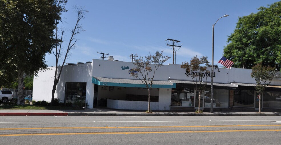 More Photos Of 712-716 Foothill Blvd, La Cañada Flintridge Restaurant For Lease
