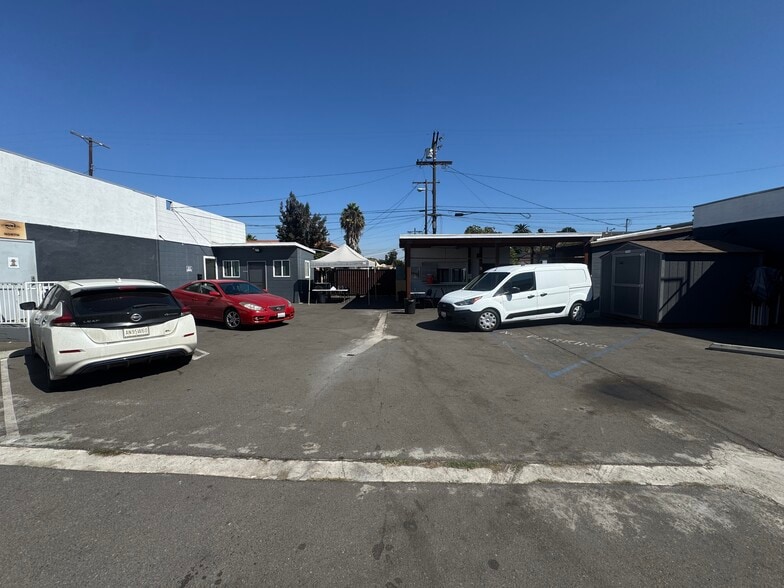 More Photos Of 6006 S Western Ave, Los Angeles Warehouse For Sale