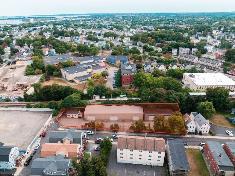 More Photos Of 167 Devon St, Boston Industrial For Lease