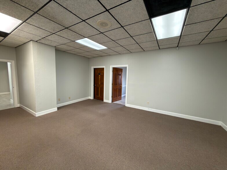 More Photos Of 3201 SW 34th Ave, Ocala Office For Lease