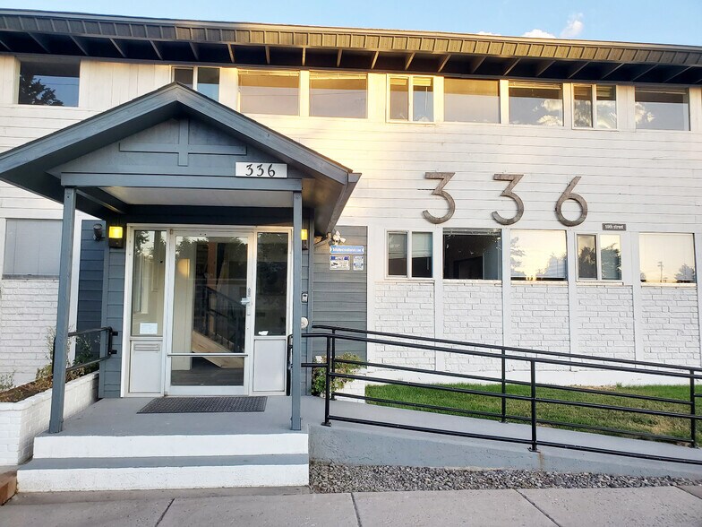 Primary Photo Of 336 S 10th St, Montrose Office For Lease