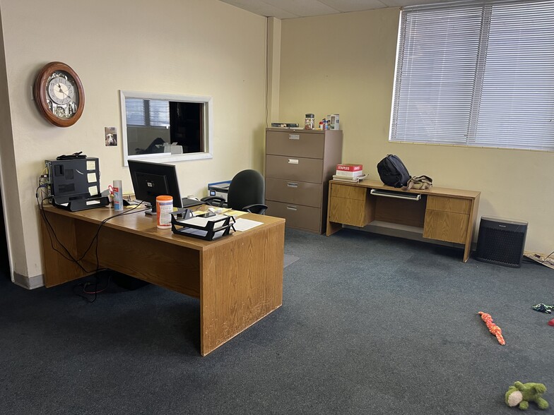 More Photos Of 1839 Ionia St, Jacksonville Warehouse For Lease