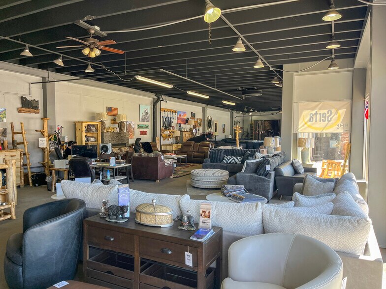 More Photos Of 174 W 200 N, Cedar City General Retail For Sale