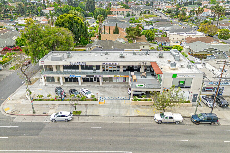Primary Photo Of 3600 W Olympic Blvd, Los Angeles Storefront Retail Office For Lease