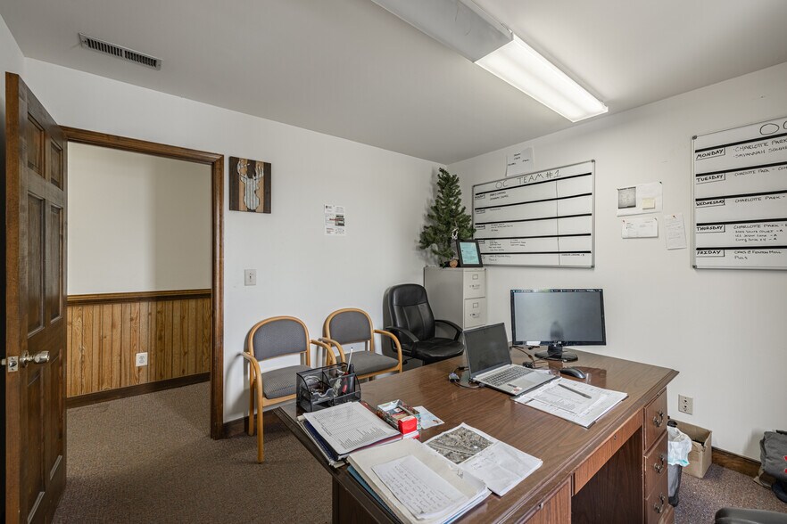 More Photos Of 100-102 Industrial Blvd, Toano Office For Sale