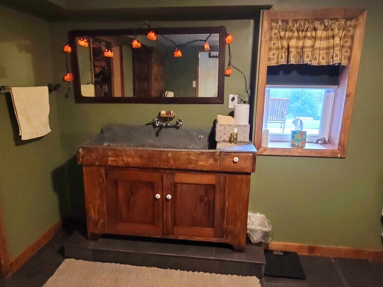 More Photos Of 11341 Raystown Rd, Huntingdon Hospitality For Sale