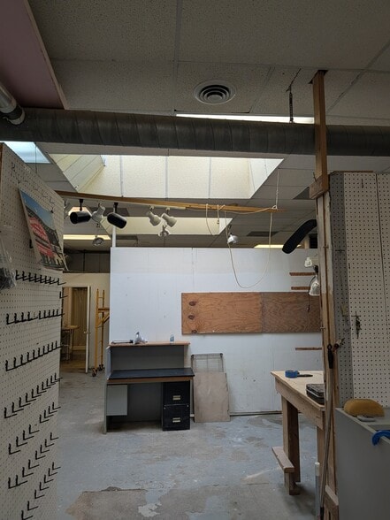 More Photos Of 4052 N Western Ave, Chicago Flex For Sale