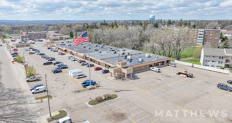 Primary Photo Of 204 E Boulevard Ave, Bismarck Storefront For Lease