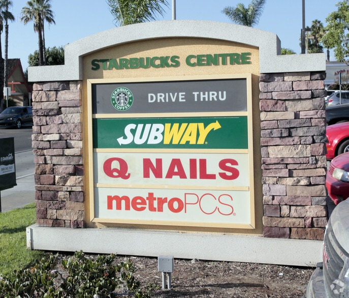 More Photos Of 2701 N Bristol St, Santa Ana Storefront For Lease