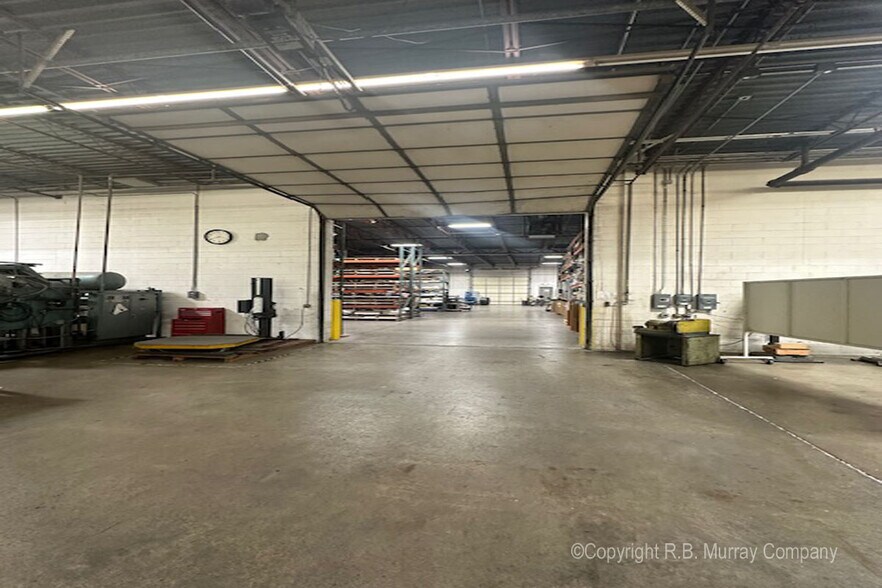 More Photos Of 820 N Cedarbrook Ave, Springfield Industrial For Sale