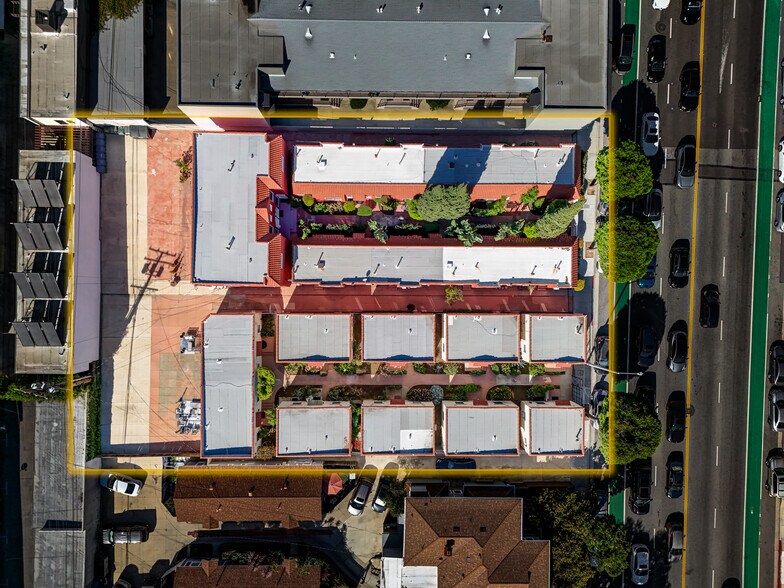 More Photos Of 1227 N Fairfax Ave, West Hollywood Apartments For Sale
