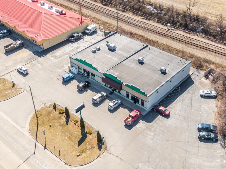 1280 Imlay City Rd, Lapeer, MI 48446 Convenience Store For Sale
