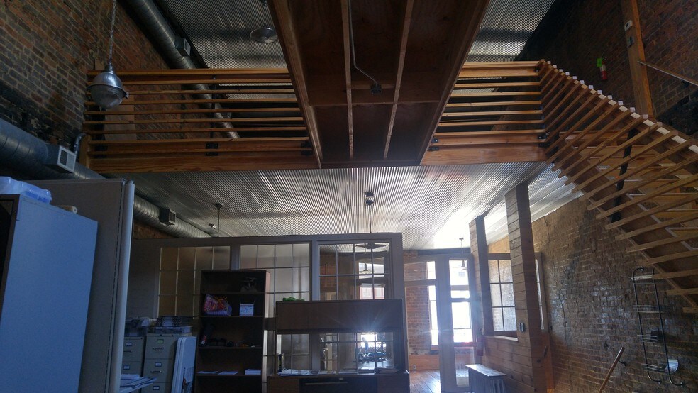 More Photos Of 714 Gay, Knoxville General Retail For Lease
