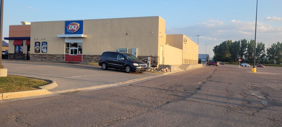 Primary Photo Of 1603 1st Ave SW, Sioux Center Storefront Retail Office For Lease