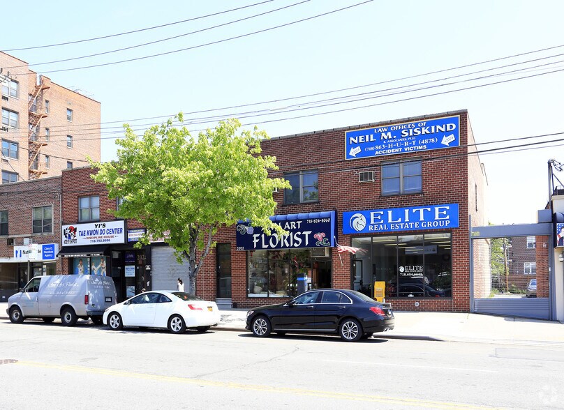 Primary Photo Of 2020-2024 Williamsbridge Rd, Bronx Storefront Retail Office For Lease