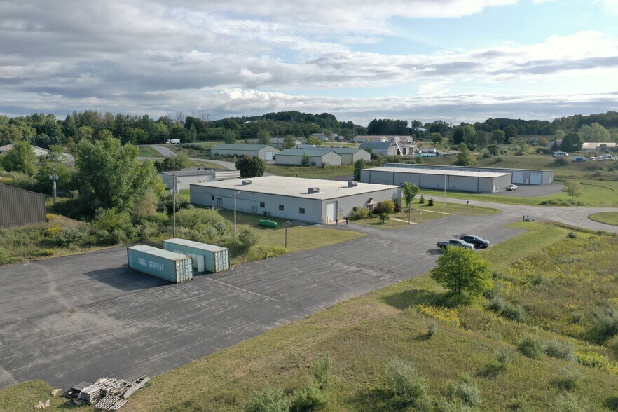 More Photos Of 5835 Shugart Ln, Traverse City Manufacturing For Lease