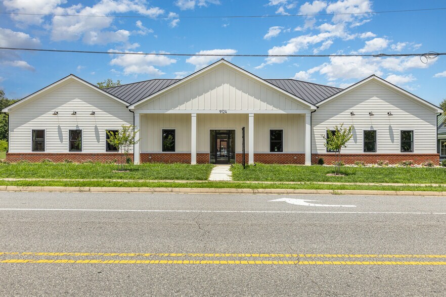 More Photos Of 9124 Courthouse Rd, Spotsylvania Office For Lease