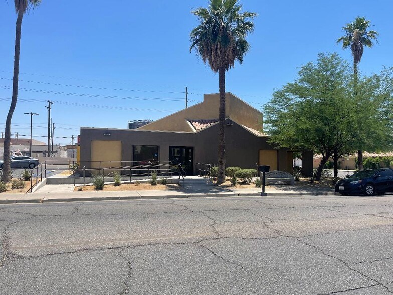 More Photos Of 200 E 4th St, Calexico Bank For Sale