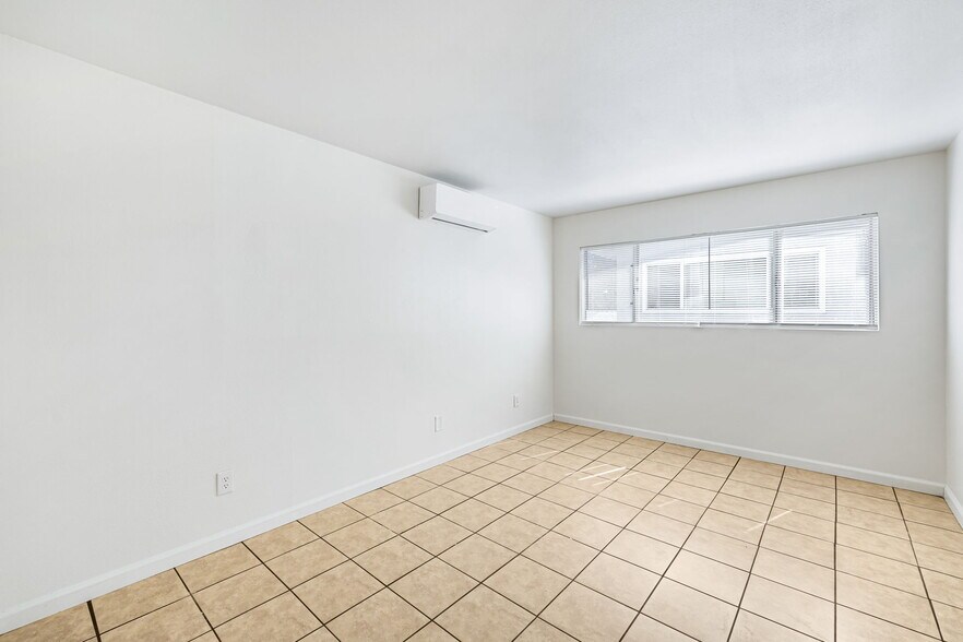 More Photos Of 217 Judson St, Redlands Apartments For Sale