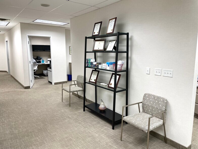 More Photos Of 4200 Cr-42 W, Savage Office For Lease