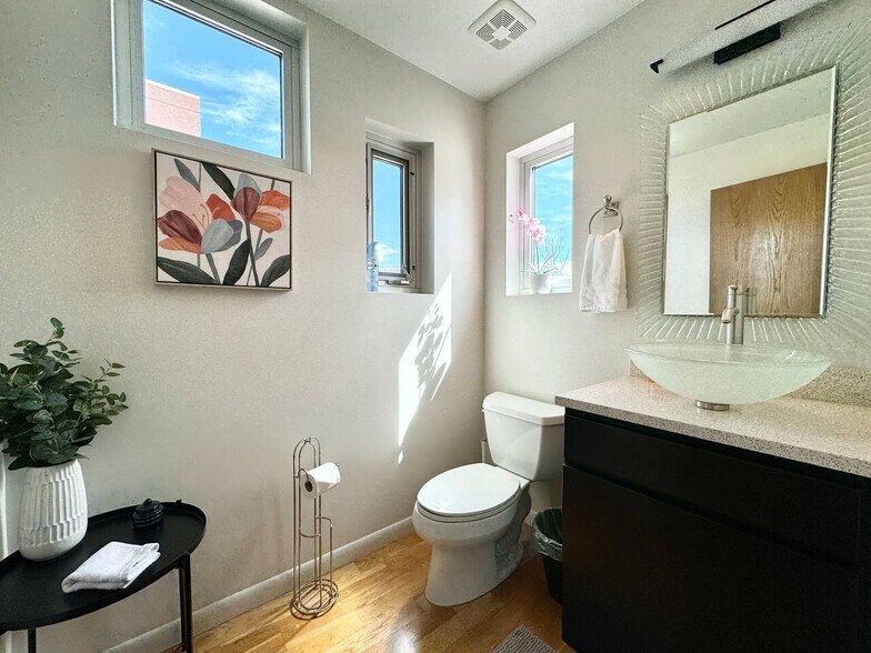 More Photos Of 960 E Hampden Ave, Englewood Storefront Retail Residential For Sale