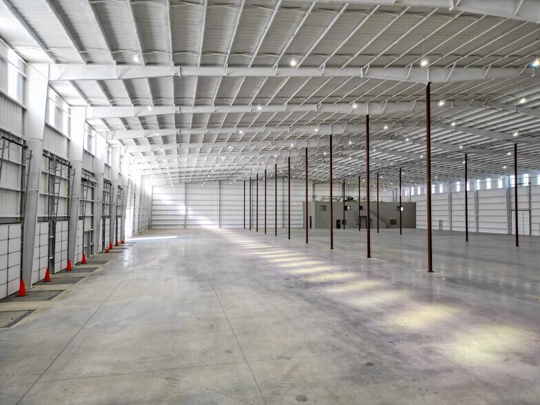 More Photos Of 240 Tiger, Rhome Warehouse For Sale