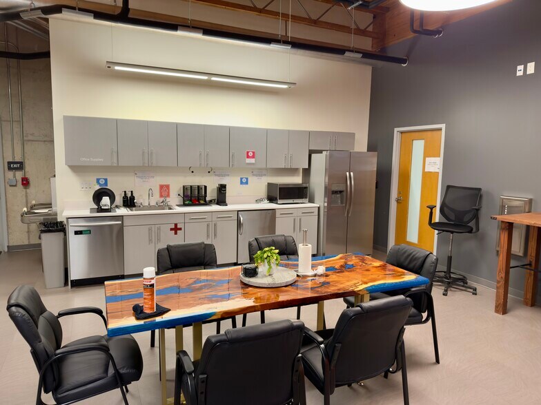 More Photos Of 7600 Nw 5th Pl, Gainesville Office For Lease