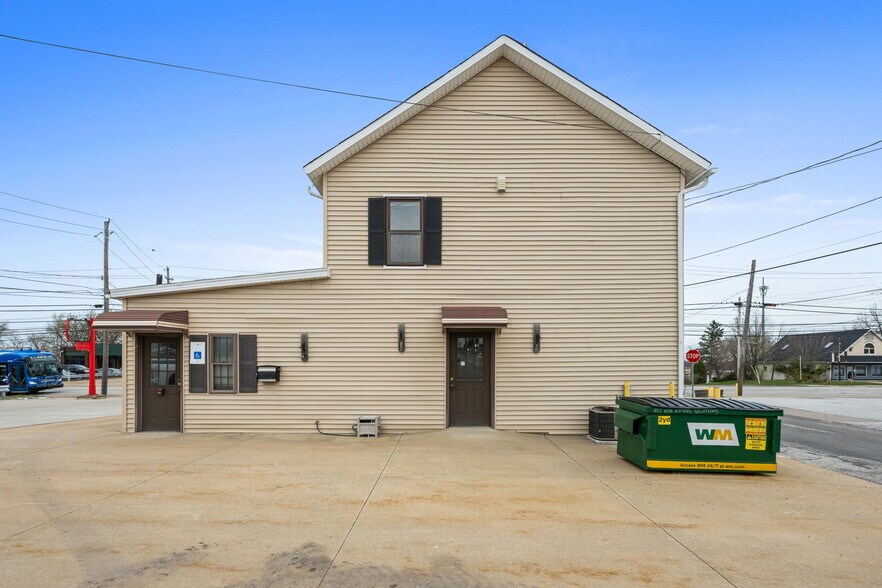 More Photos Of 28916 Euclid Ave, Wickliffe Office For Sale