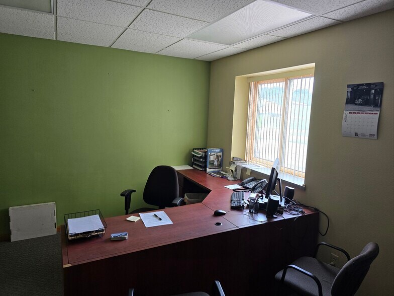 More Photos Of 855 Industrial Dr, Mondovi Distribution For Lease