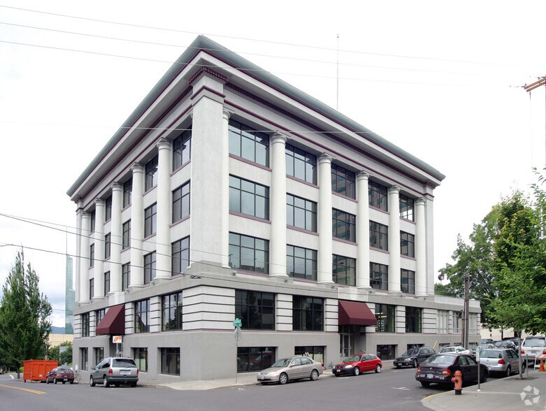 More Photos Of 525 NE Oregon St, Portland Office For Lease