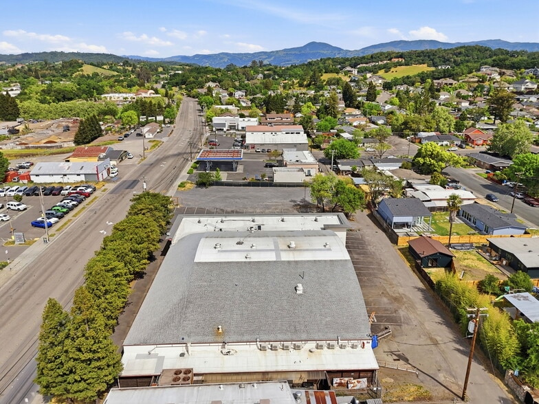 More Photos Of 1420 Healdsburg Ave, Healdsburg Flex For Sale