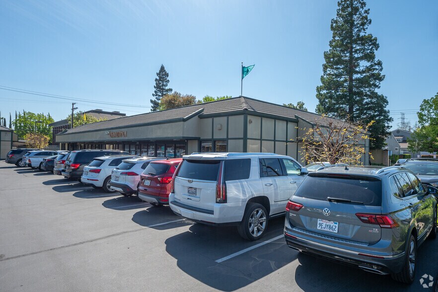 More Photos Of 2354-2362 Fair Oaks Blvd, Sacramento Unknown For Lease