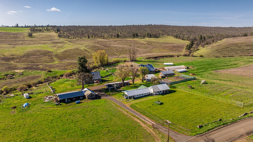 More Photos Of 81338 Rail Hollow Rd, Dufur Land For Sale