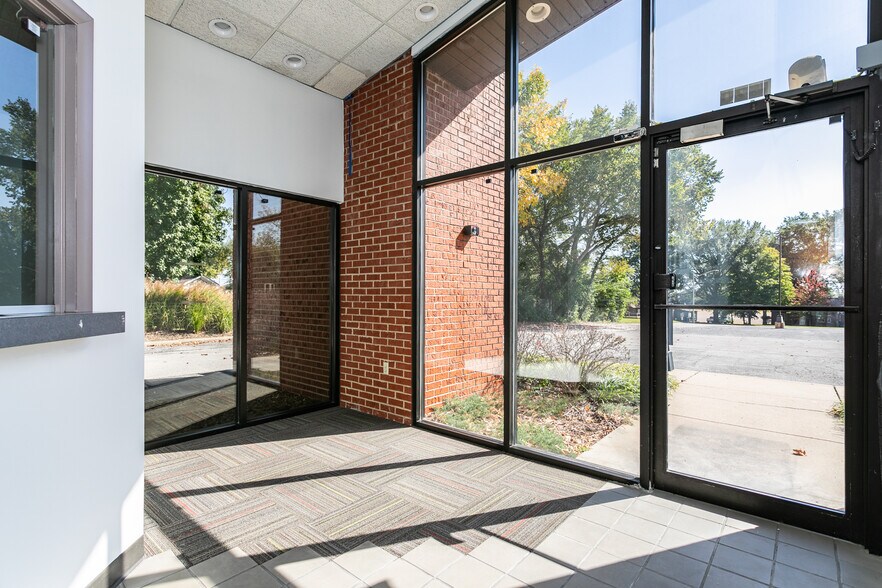 More Photos Of 1520 Mascoutah Ave, Belleville Office Residential For Sale