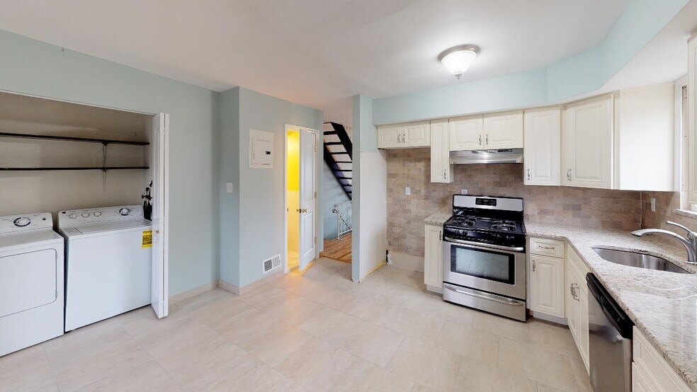 More Photos Of 551 Stewart Ave, Staten Island Lodge Meeting Hall For Sale