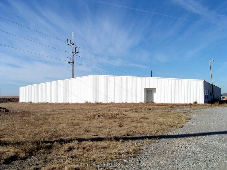 More Photos Of 1 SW 112th St, Lawton Warehouse For Sale