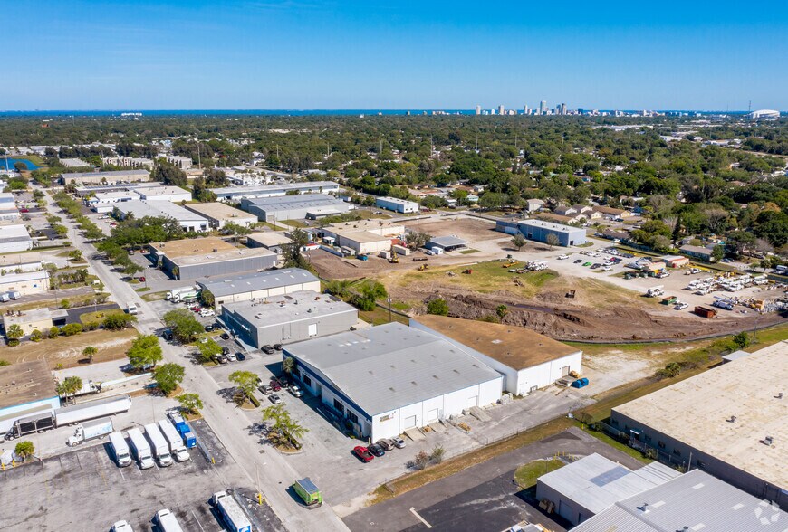 Primary Photo Of 3244-3250 44th Ave N, Saint Petersburg Manufacturing For Lease