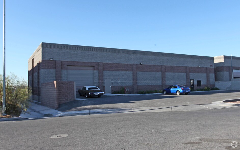 More Photos Of 221 Commerce Park Ct, North Las Vegas Distribution For Sale