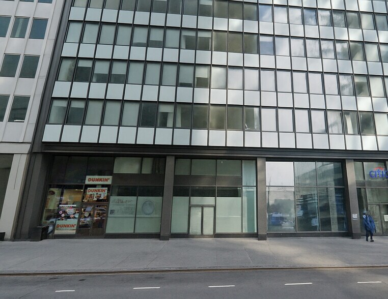 More Photos Of 180 Water St, New York Apartments For Lease