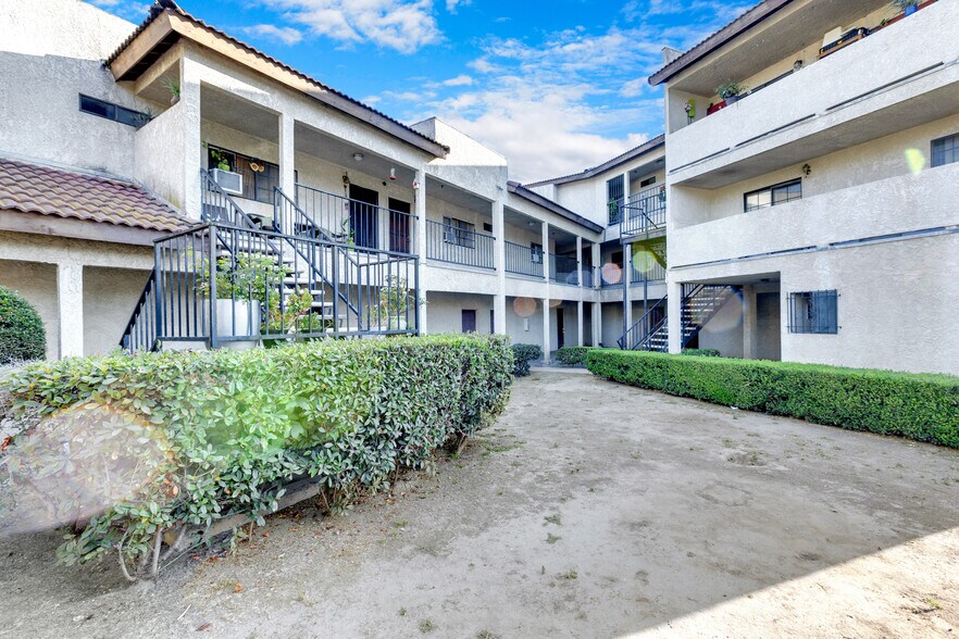 More Photos Of 2121 El Paseo, Alhambra Apartments For Sale