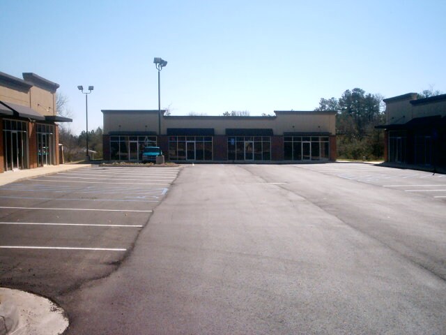 More Photos Of 4126 Hartley Bridge Rd, Macon-Bibb General Retail For Lease