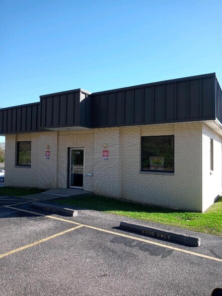 More Photos Of , Huntington Unknown For Sale