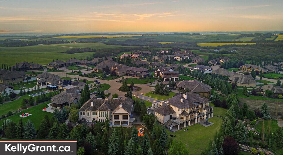 More Photos Of 136 River Heights Ln, Sturgeon County Multifamily For Sale