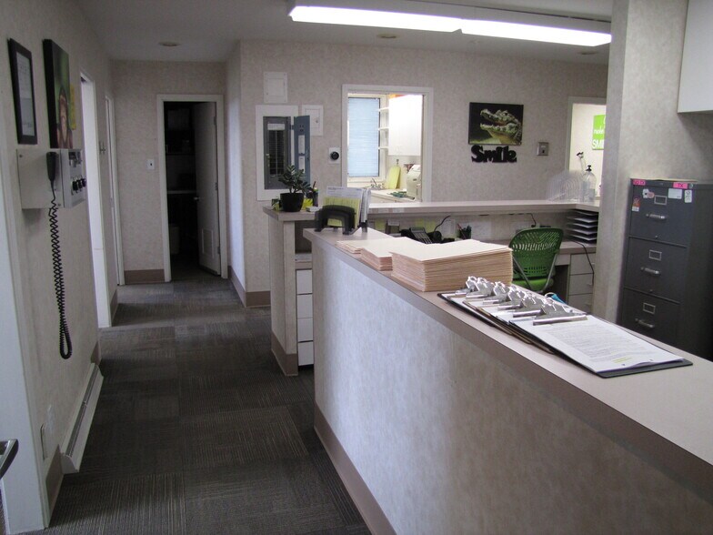 More Photos Of 2426 SE Burton St, Grand Rapids Medical For Sale
