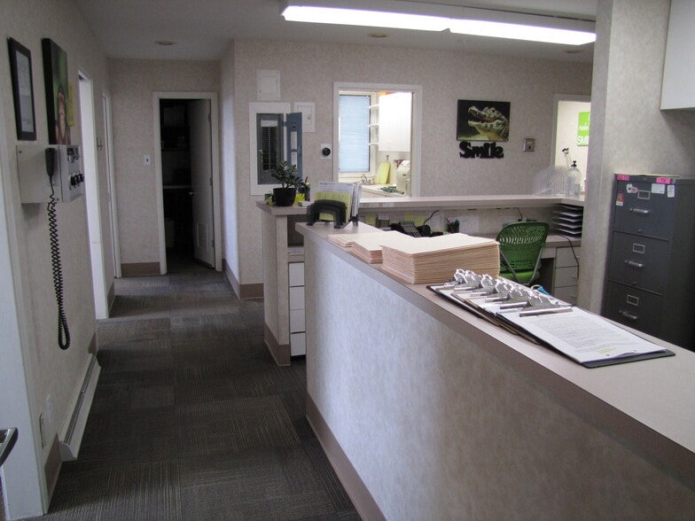 More Photos Of 2426 SE Burton St, Grand Rapids Medical For Sale