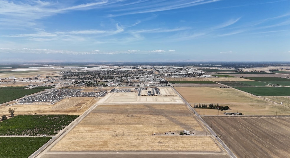 Primary Photo Of 5904 Avenue 304, Visalia Land For Sale